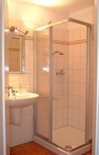 Altes Doktorhaus - Hotel Garni วิลลิงเงิน ภายนอก รูปภาพ