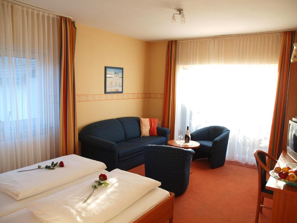 Altes Doktorhaus - Hotel Garni วิลลิงเงิน ห้อง รูปภาพ